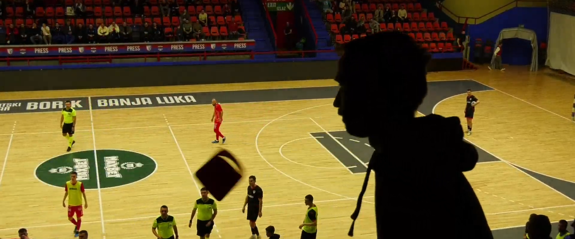 Haos u Banjoj Luci: Huligani napali navijače iz Cazina, ima povrijeđenih!